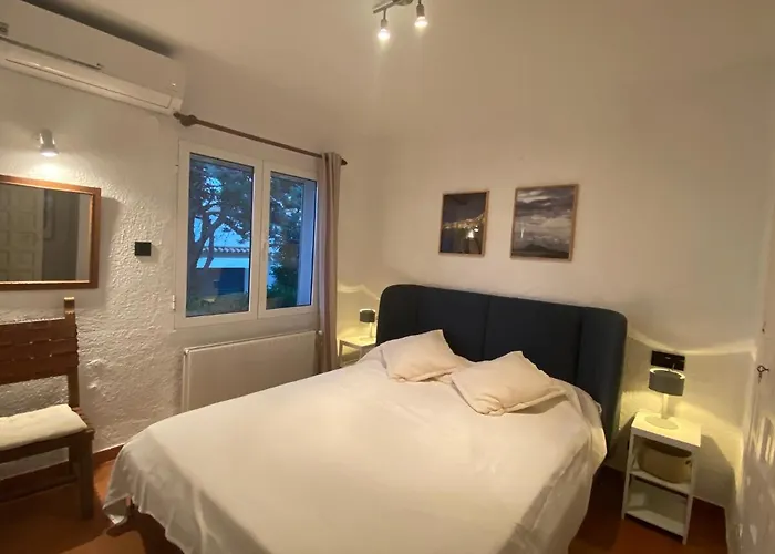 Marta - Montgo Денія